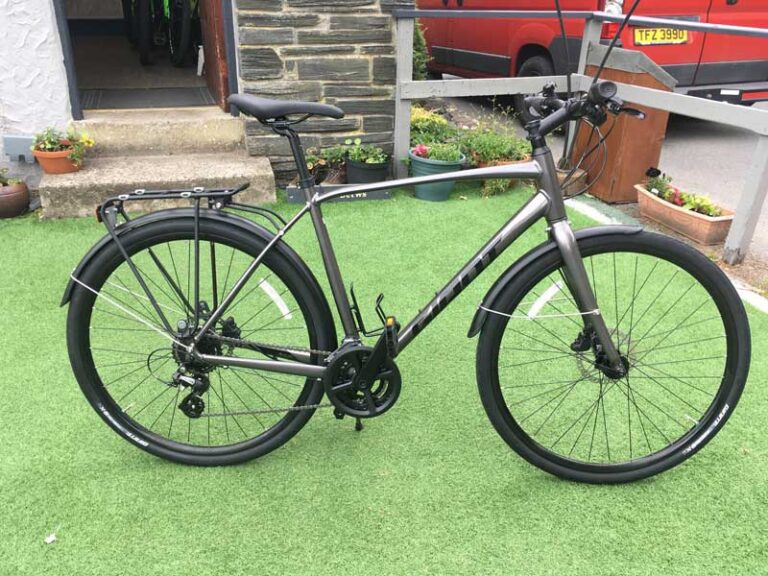 Hybrid / Touring Bike 3 Hybrid hire bike